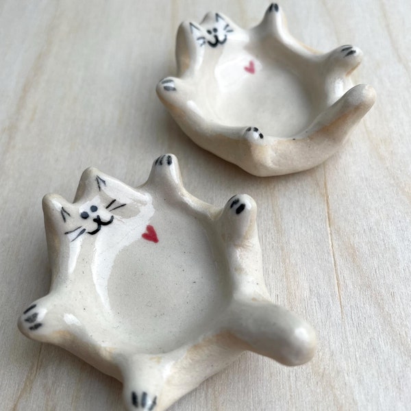 Pre-order Mini handgemaakte keramische kattenringschotel / houder voor keramische verf / leuke snuisterij / leuk cadeau voor kattenliefhebber