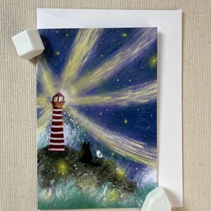 Carte de voeux Guiding Light 4 x 6 - Chats et phare sous un ciel étoilé pour l'amitié, l'amour et les occasions spéciales