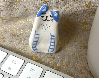 Handmade ceramic cat figurine/ Ceramic cat sculpture/ Desk companions/ Fun trinket/ Cat collectible figurine/ Cat miniature