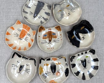 Handmade Cat Ring Dish – Choose Your Cat Face – Ceramic Trinket Dish – Cat Lover Gift – Jewelry Holder – 3.75” (9.5 cm)