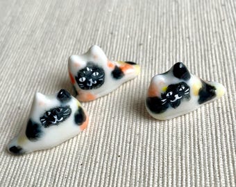 Mini Porcelain Calico Cat Figurine / Tiny Cat Decor / Party Favor / Available in Calico, Grey Tabby, Black, and Orange