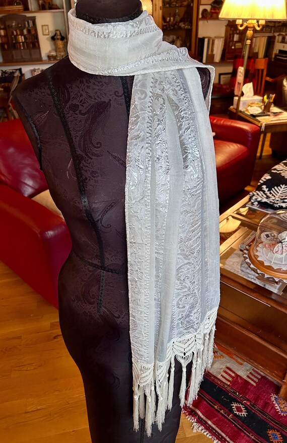 White Scarf with Macrame - image 2