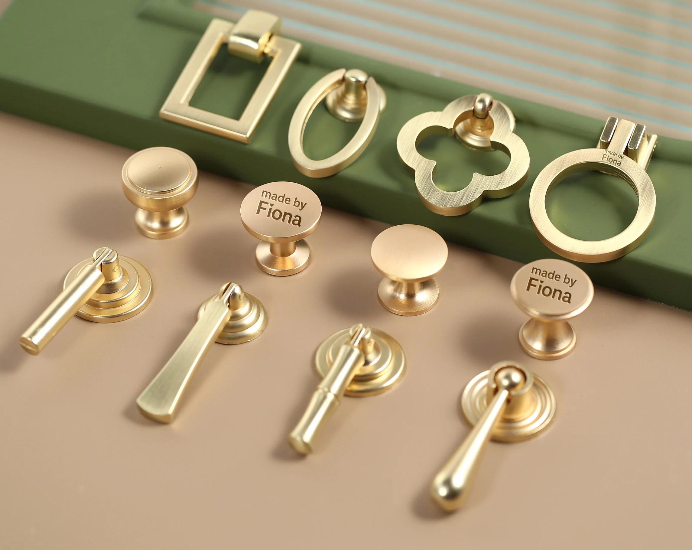 Moderne Möbelknöpfe Ring 10er Set - Goldene Schrankgriffe 47x38mm