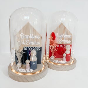 Cloche Cadeau Parrain ou Marraine. Cadeau de baptême. Prix à la pièce. 14x21cm. Avec maison en bois.