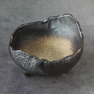 Wazakura Handmade Banko Bonsai Pot: Rustic Black Ceramic Planter, 4.7&quot;, Made in Japan, Artistic,Minimalist