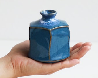 Wazakura Minoyaki Small Ikebana Flower Bud Vase Made in Japan, Handpainted Blue Floral Arrangement Vase - Hexagon Shaped Blue Vase