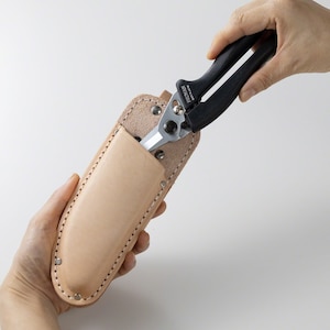 Wazakura Leather Holster with Belt Loop for Pruning Shears MADE IN JAPAN, Japanese Garden Scissors Hand Tools Holder, Sheath Pouch