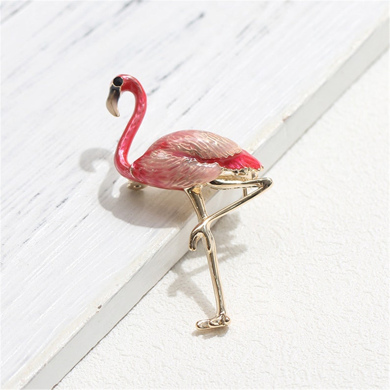 Flamingo Brooch Red Flamingo Brooch Animal Brooch Flamingo Jewelry Flamingo Gifts Women Brooch Scarf Shawl Buckle Jewelry