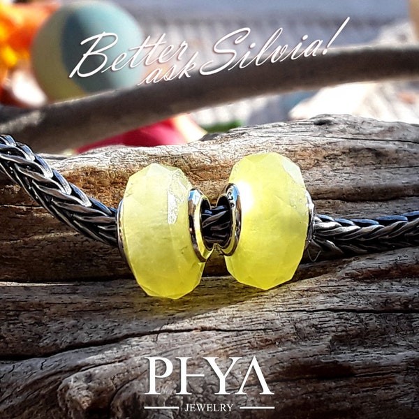 PHYA Serpentine Diskette natural with rivet in S925 Silver/White Gold Plated