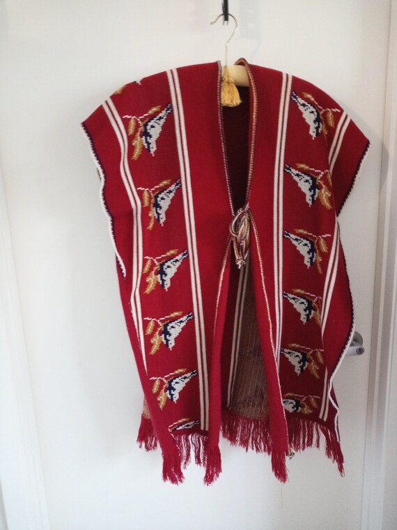 VINTAGE 70s fringed Mexican sweater knit poncho fr