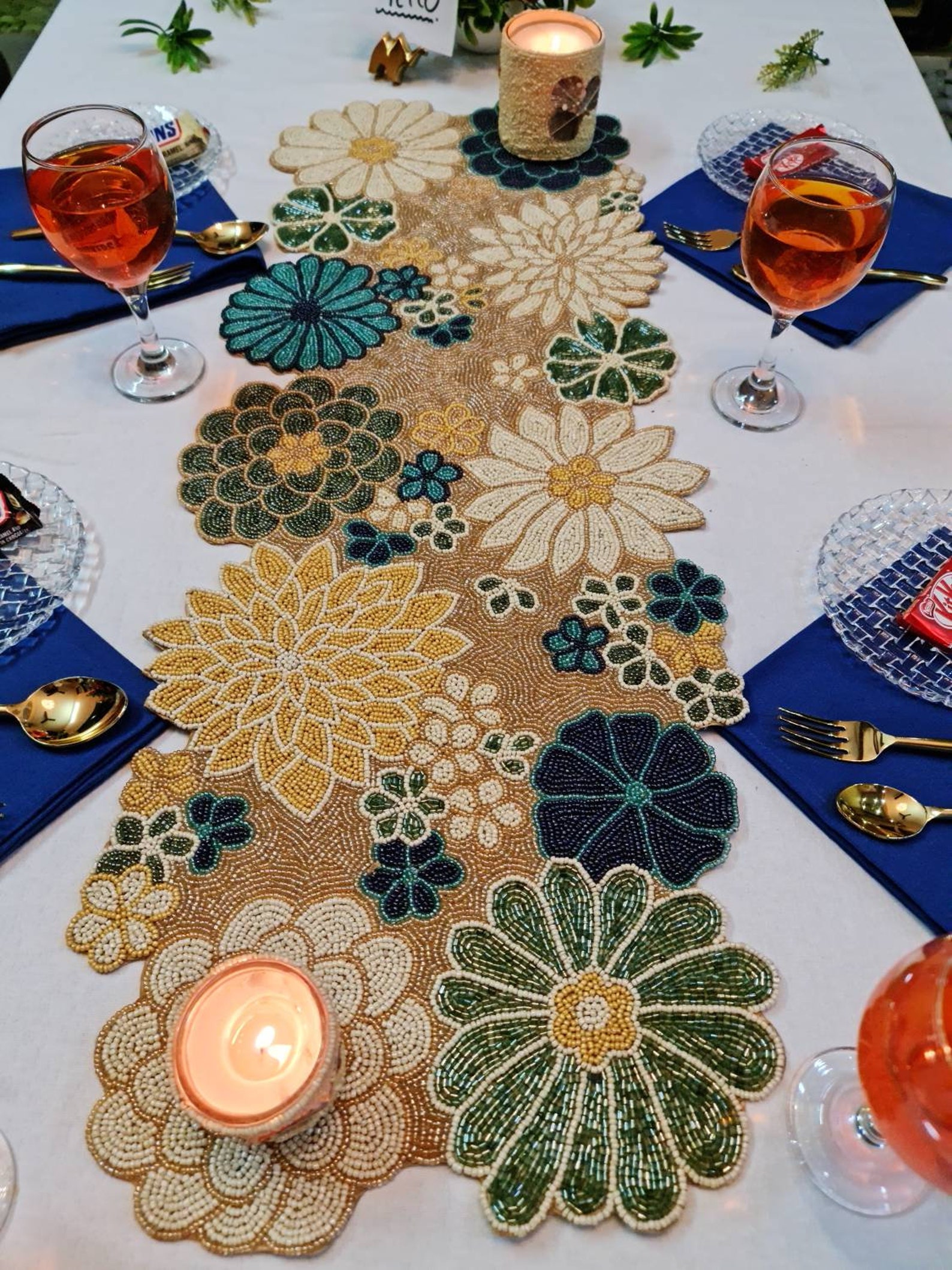 Bloom Table Runner Floral Table Runner Decorative Table Etsy