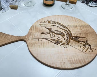 Tree frog themed charcuterie board cutting board serving tray dish platter pizza peel hand made figured maple custom laser etched