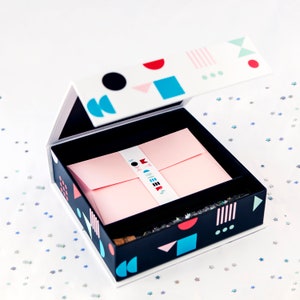 MY CHEERS BOX - A graphic suite for your greeting messages with a special wish in Augmented Reality inside the box.