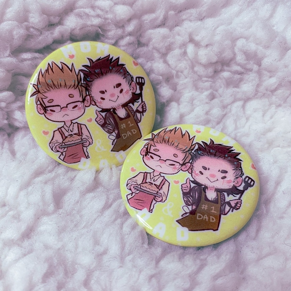 SALE - 1.25" FFXV Mom and Dad Button