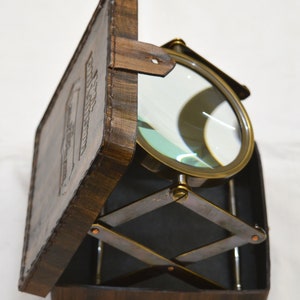 Nautical Antique Brass Magnifying Glass Desk Magnifier/Paperweight for office
