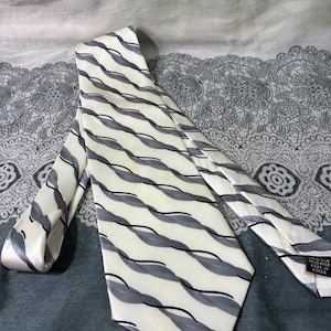 men’s fashion tie great for work attire formal wear wedding casual and dress wear.