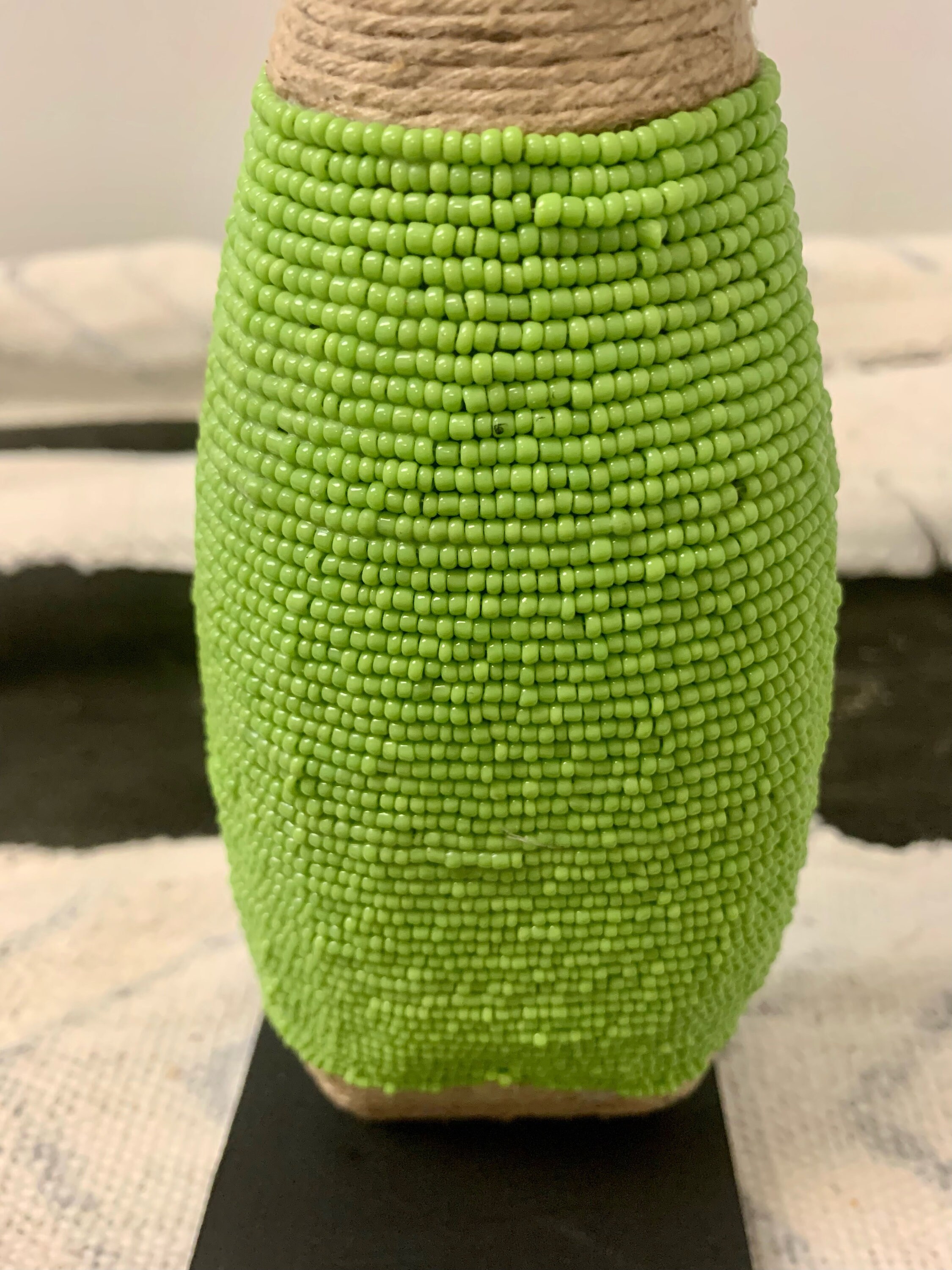 破損品 30-32 cm-A ナムジ人形 - ライム | 豊穣の人形 | 彫刻人形