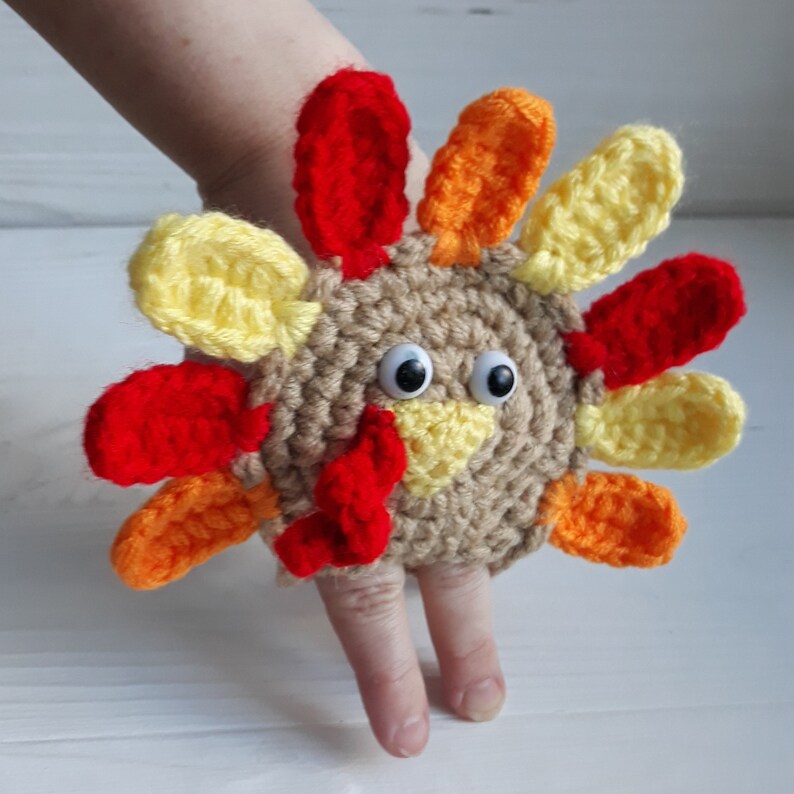 Finger puppets, Cute crochet pattern, Crochet turkey toy, Thanksgiving games, Baby toys learning image 5