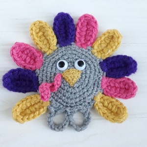 Finger puppets, Cute crochet pattern, Crochet turkey toy, Thanksgiving games, Baby toys learning image 9