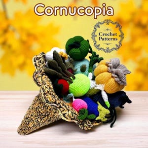 Crochet Cornucopia Pattern: Thanksgiving Cottagecore Decor (PDF Pattern)