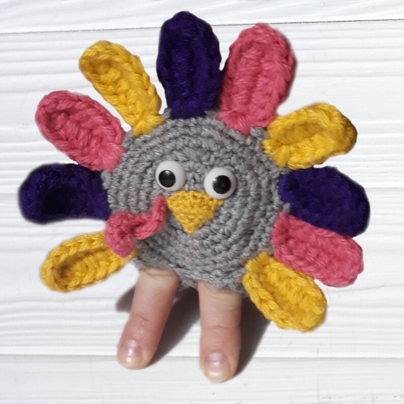 Finger puppets, Cute crochet pattern, Crochet turkey toy, Thanksgiving games, Baby toys learning image 3