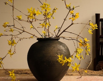 Vaso antigo de cerâmica Bizen – Vaso Ko-Bizen do final do período Edo, vaso rústico japonês para flores.