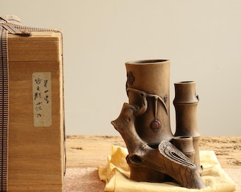 Vaso Japonês em Forma de Bambu (竹之形花入) - Assinado 暁芳, Vaso de Flores de Chá Vintage