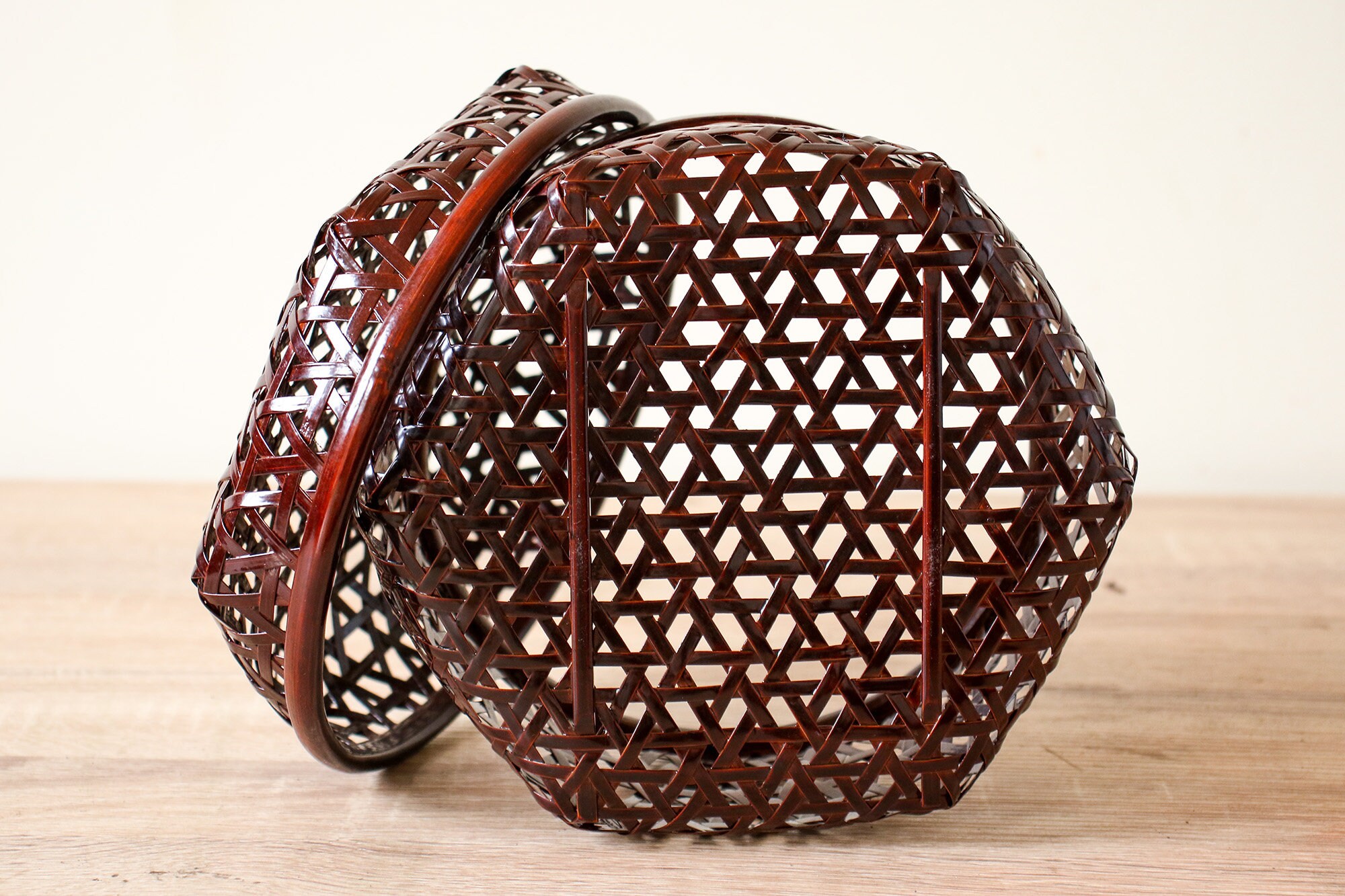 Elegant Japanese lacquer tea basket for tea ceremonies/ for Etsy