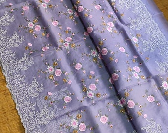 Sari en soie organza brodé – Idéal pour les fêtes, les mariages et les festivals.