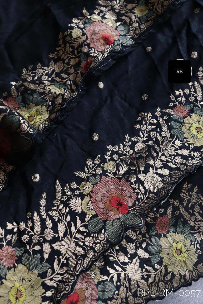 Munga Silk Saree: Weaving & Cutwork Design, Unstitched Blouse - Etsy Canada
