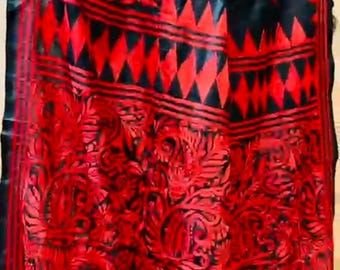 Alpona Kalka Kantha Saree: Black and Red Hand-Embroidered Bangalore Silk Blend