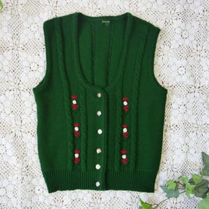 Vintage 70s 80s green knitted vest pullunder country house L