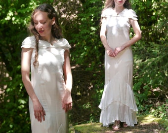 Vintage 30&#39;s snow white satin dress with tie belt 3XS