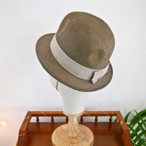 Vintage 70s brown straw hat with bow & beige hat strap size 54
