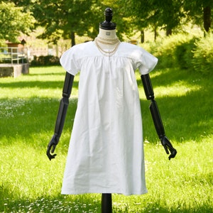 Circa 1900 Antique Nightgown Chemise Linen (No. 1)
