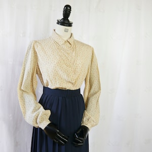 Vintage 70s silk blouse beige patterned long sleeve M