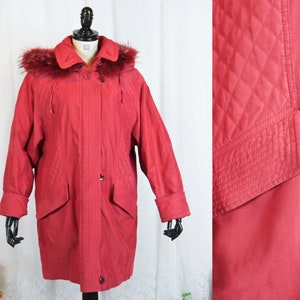 Vintage 80s 90s pink-red parka quilted with hood fur S