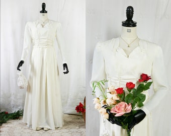 Vintage 1930s cream crepe wedding dress XS