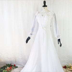 Vintage 70s White Chiffon Wedding Dress with Lace XS