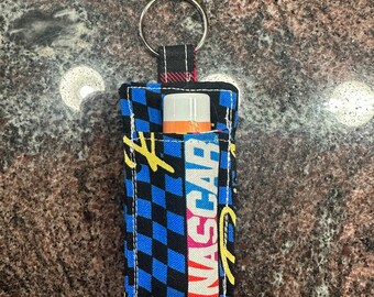Llavero de soporte de bálsamo labial / impresión NASCAR / Hecho a mano / Hecho por encargo