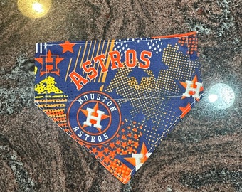 Pañuelo reversible para mascotas hecho con diseño de los Houston Astros / Se desliza sobre el cuello / Hecho a mano a pedido / Lavable