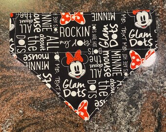 Pañuelo reversible para mascotas / Se desliza sobre el collar / Hecho con tela de Minnie Mouse / Hecho a mano / Lavable / Varios tamaños disponibles