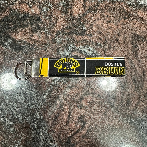 Wristlet key fob | Made with Boston Bruins fabric | Available in regular and mini sizes | Handmade to order