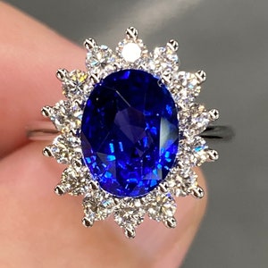 Exceptional GIA 6.2 Ctw Royal Blue Ceylon Sapphire & D VVS Diamond Ring ...