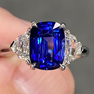 Exceptional GIA 4.3 Ctw Royal Blue Sapphire & D VVS Diamond - Etsy