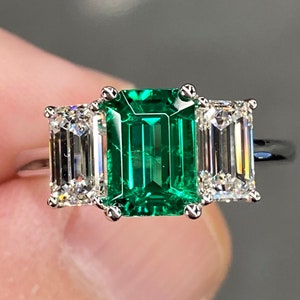 Exceptional 2.6 Ctw AGL No Oil Muzo Colombian Emerald & GIA D VS1 Diamond Platinum Ring Vivid Green Elongated Three Stone Art Deco