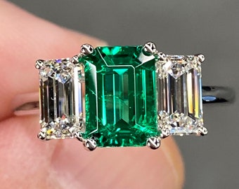 Exceptional 2.6 Ctw AGL No Oil Muzo Colombian Emerald & GIA D VS1 Diamond Platinum Ring Vivid Green Elongated Three Stone Art Deco