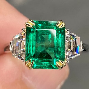 Exceptional 4.9 Ctw Vivid Green Emerald & E VVS Diamond Ring Platinum 18K Gold