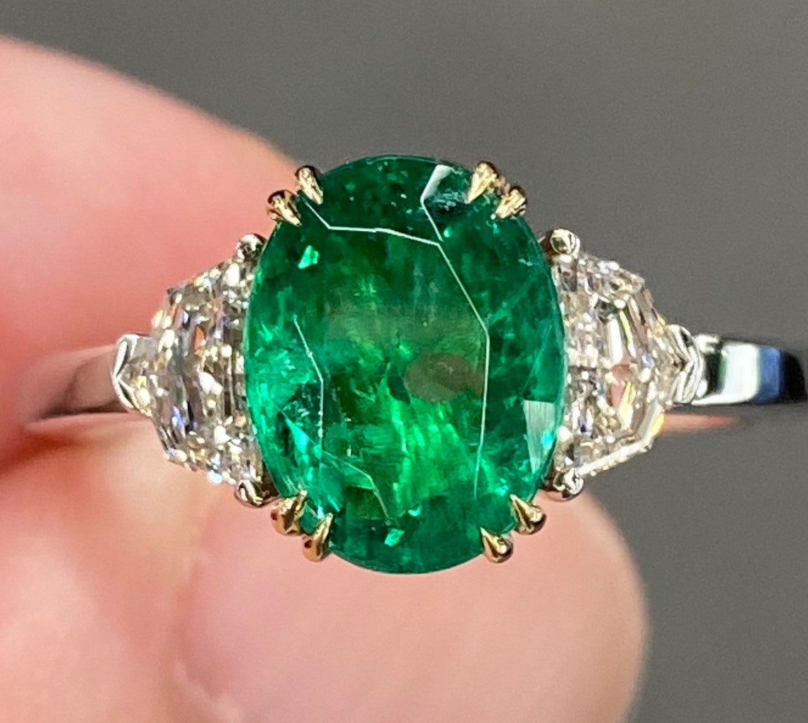 Heirloom 2.8 Ctw Vivid Green Emerald & Diamond Ring 18K Two Etsy