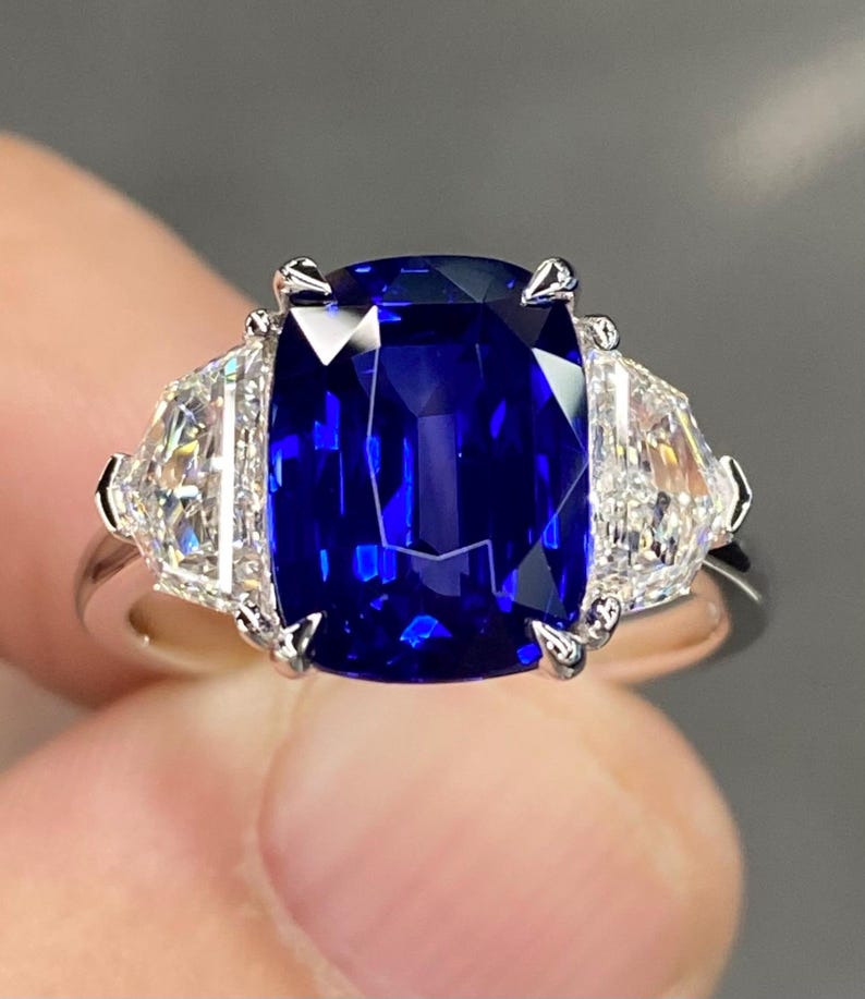 Triangular Blue Diamonds Royal Blue Sapphire 18K White Gold Ring GIA Certified Natural 7 Ctw E ...